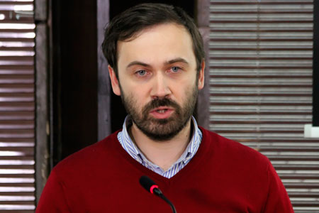 Илья Пономарев: КС оппозиции не состоялся из-за Навального, Собчак и этой вот либеральной шушеры