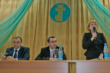 Новосибирский суд оставил бывших чиновников Солодкиных и Андреева под стражей до 15 декабря