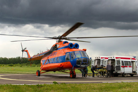 Ми-8 с туристами на борту совершил аварийную посадку в Красноярском крае, есть пострадавший 