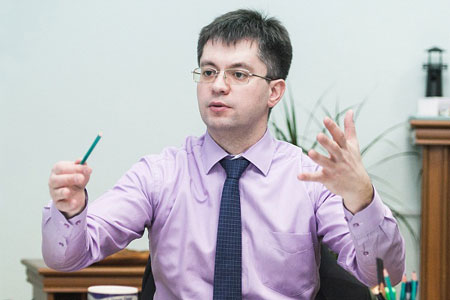 Аман Тулеев отправил самого молодого из своих заместителей в Совет Федерации
