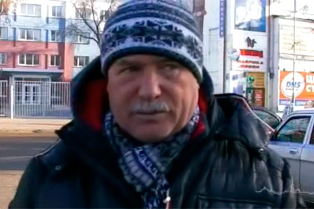 Глава Ангарска объявил голодовку и проводит одиночный пикет, требуя отставки прокурора (видео)