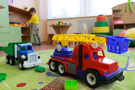 Новосибирские власти планируют построить 16 детских садов в 2013 году