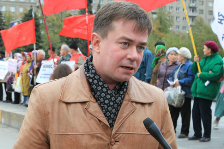 «Конспирология у нас в крови»: Андрей Жирнов о «заговоре обкома» и «Русском марше»