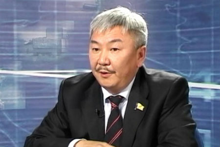 Заместитель сити-менеджера Улан-Удэ, подозреваемый во взяточничестве, подал в отставку
