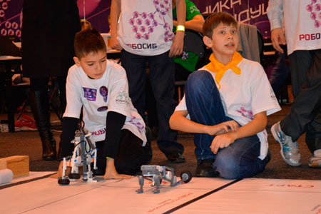 «Штуки, которые создают иллюзию разумных»: Фестиваль робототехники прошел в Иркутске