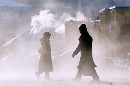 Владимир Знатков поручил проверить готовность новосибирских УК к морозам