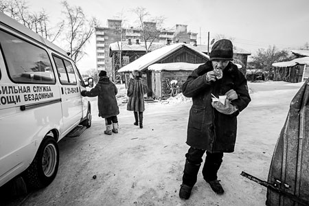 Участника драки бомжей в Улан-Удэ обвинили в убийстве 13-летней давности