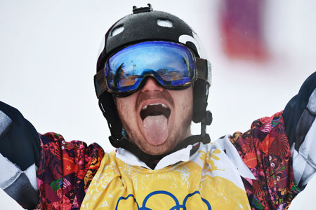 Красноярский сноубордист Николай Олюнин принес России восьмую серебряную медаль Сочи-2014