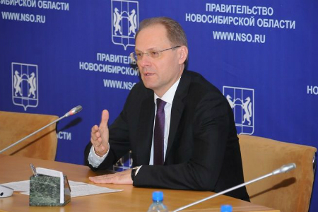 Министры и депутаты проводили экс-губернатора Юрченко аплодисментами