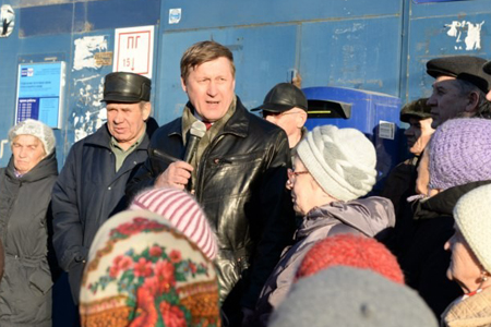 Суд не стал снимать Локтя с выборов мэра Новосибирска