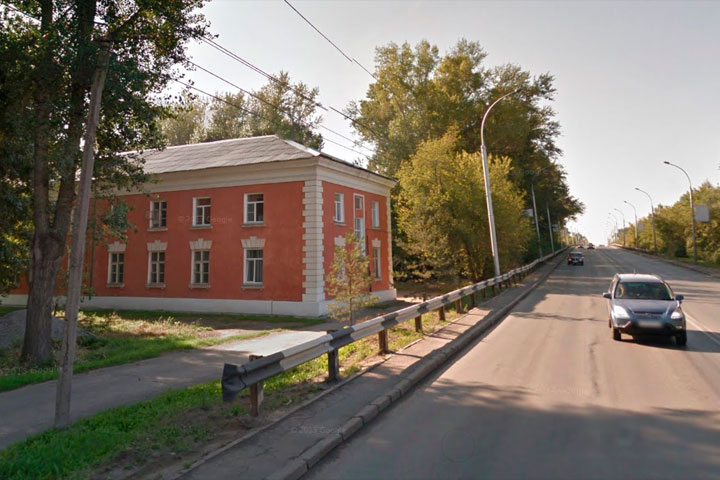 Правительство Новосибирской области подарило РПЦ здание бывшего клуба оловокомбината