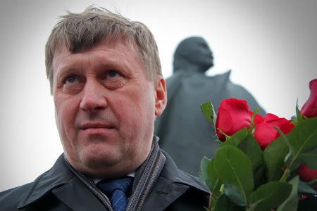 Мэр Новосибирска поблагодарил Ленина за победу над админресурсом и передовую идеологию (фото)