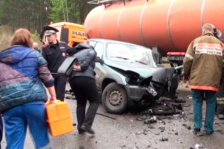 Крупное ДТП на трассе «Байкал» произошло после выезда на встречную полосу мэра Худоелани
