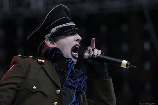 «Сибирские гастроли» заявили об отмене концерта Мэрилина Мэнсона в Новосибирске
