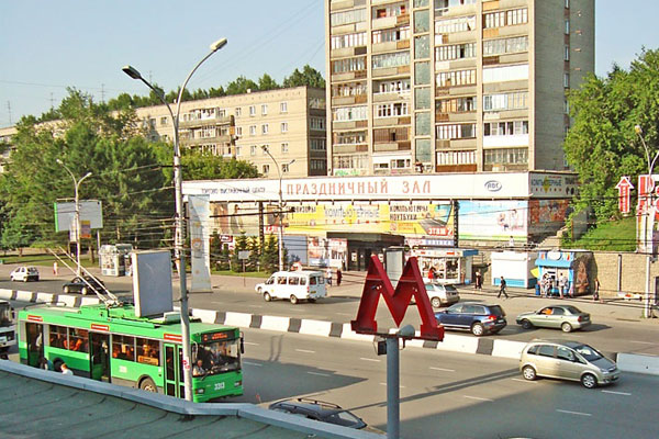 «Макдоналдс» откроет в Новосибирске в 2014 году три ресторана и строит планы на четвертый