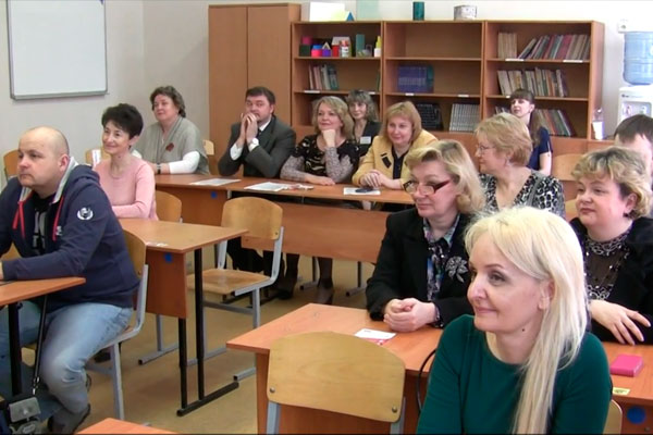 Новосибирские школьники победили в конкурсе МТС «Дети учат взрослых»