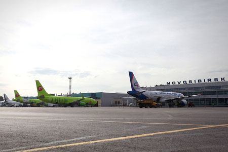 Семь рейсов задержаны в аэропорту Новосибирска из-за тумана 