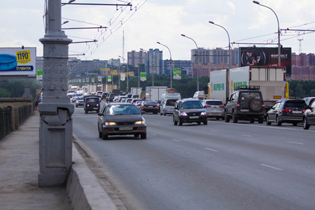 Капремонт Октябрьского моста в Новосибирске отложен на несколько лет 