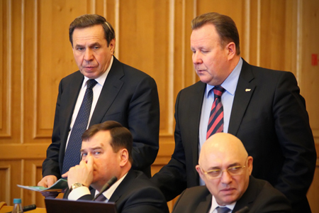 Депутаты напомнили новосибирским чиновникам о сокращении штатов 