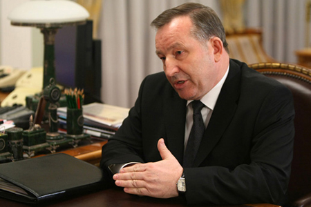 Александр Карлин остается губернатором Алтайского края