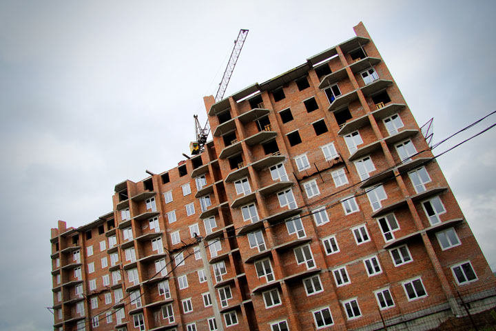 Новосибирский минстрой сворачивает программу выдачи субсидий на жилье молодым семьям