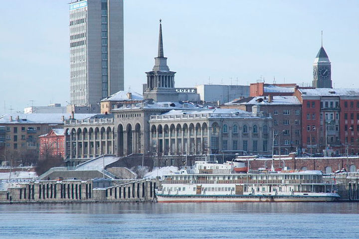 Похитители портовых кранов осуждены условно в Красноярске