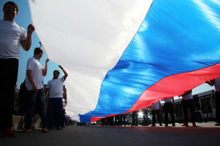 Два «Русских марша», «Любите Россию!» и крестный ход: День народного единства в Новосибирске