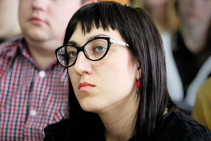 Директора новосибирского «Дома молодежи» Наталью Молекер уволили по факсу