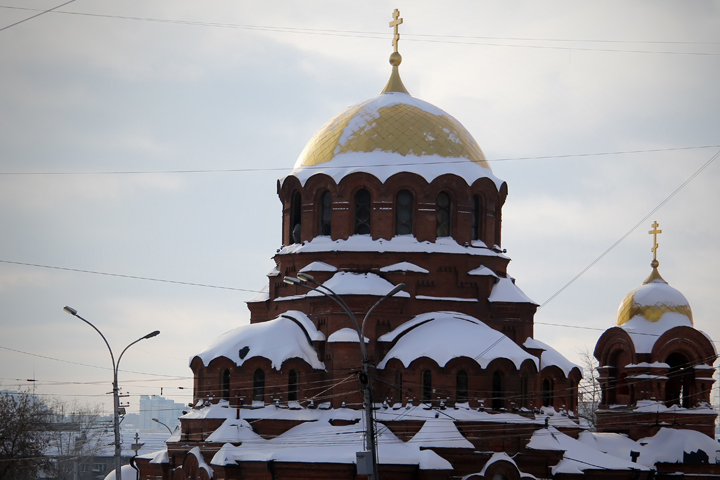 Температура в Новосибирской области опустилась до −27°C 
