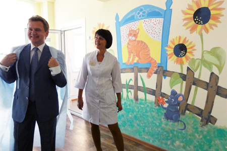Новосибирский вице-губернатор: Свободное искусство высмеивает православие и власть, перед которыми люди стоят на коленях