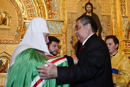 РПЦ попросила Тулеева помочь в создании «беспроцентного» православного банка