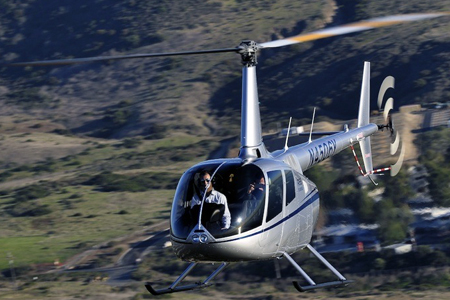 Частный вертолет с тремя пассажирами разбился при посадке на Алтае