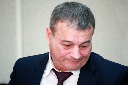 Прокуратура уличила бывшего и.о. мэра Оби Костенко в растрате 167 млн рублей 
