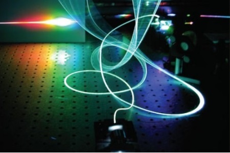Томский лазер сможет лечить рак и ускорять частицы как большой коллайдер
