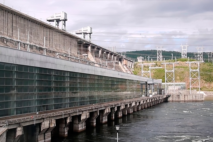 РУСАЛ требует от Красноярской ГЭС 3,6 млрд рублей за снижение поставок энергии