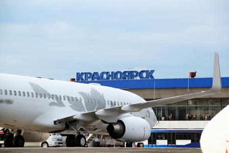 Самолет до Бангкока вернулся в Красноярск из-за пьяной 61-летней пассажирки