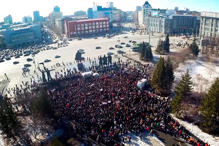 Девять тысяч человек подписали резолюцию митинга за свободу творчества в Новосибирске