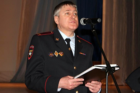 Начальник новосибирской ГИБДД задержан за взятку в 30 тыс. рублей 