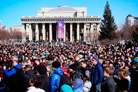 Сторонники свободы творчества в Новосибирске зовут на переговоры министра Кузина и РПЦ
