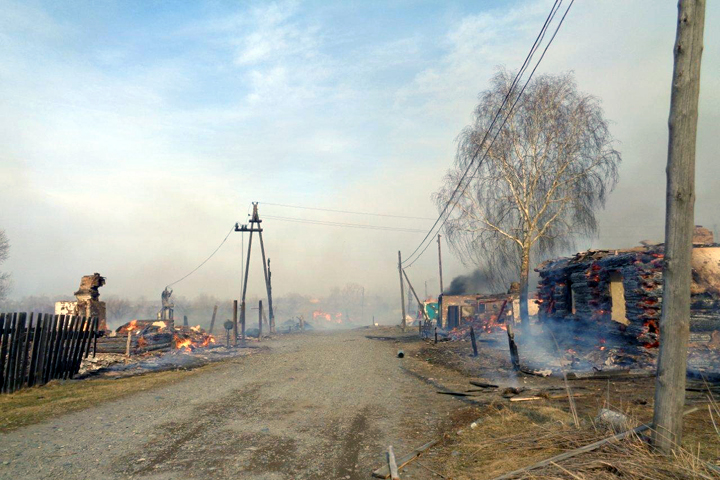 Число погибших из-за пожаров в Хакасии выросло до 15