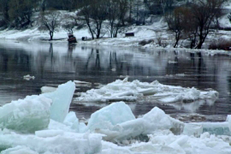 Жители Новосибирской области эвакуированы из-за прорыва дамбы