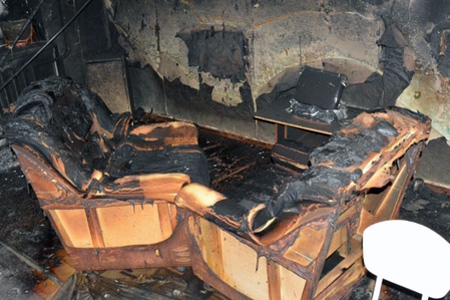 Трехлетний ребенок погиб при пожаре в общежитии техникума в Чите 
