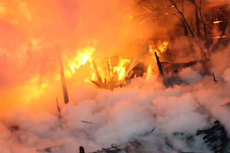 Доброволец погиб при тушении степного пожара в Забайкалье, еще двое пострадали