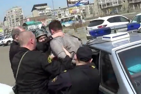 Полиция задержала «скупщика голосов» на выборах мэра в Ангарске (видео)