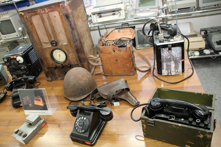Выставка о работе военных связистов открылась в Музее связи Сибири
