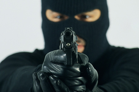 Неизвестный в маске расстрелял бизнесмена из Новосибирска в новокузнецком кафе 