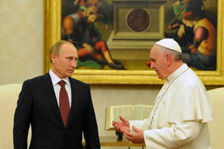 «Папа не участвует в демонизации Путина, потому что хочет избежать самоубийства Европы»