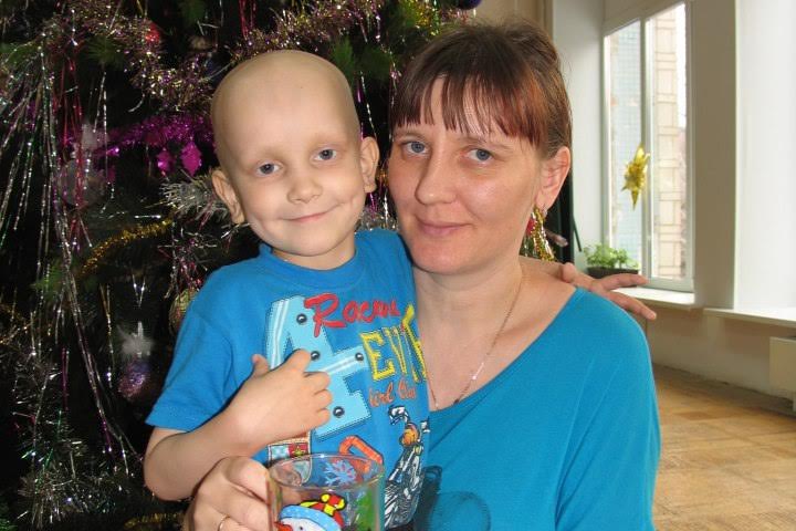 Шестилетнему новосибирцу нужно 200 тыс. рублей на лечение от рака