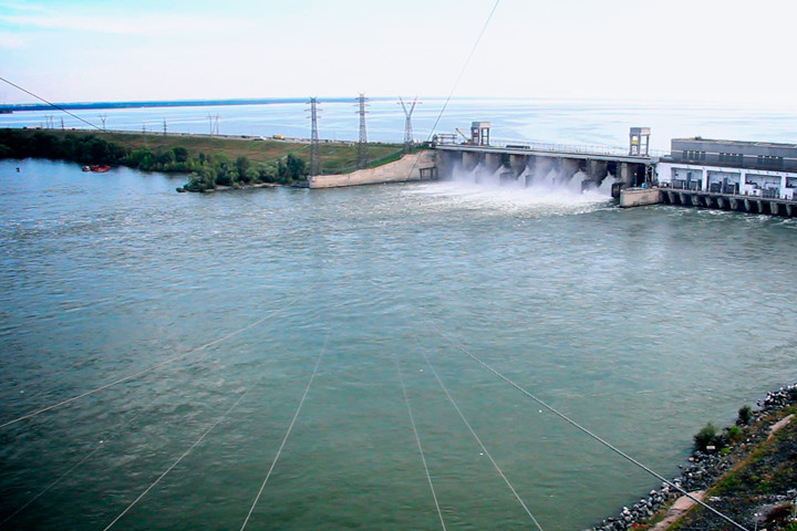 Новосибирская ГЭС закончила холостые сбросы воды