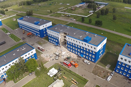 «Коммерсантъ»: Обрушившаяся в Омске казарма ремонтировалась без проекта 
